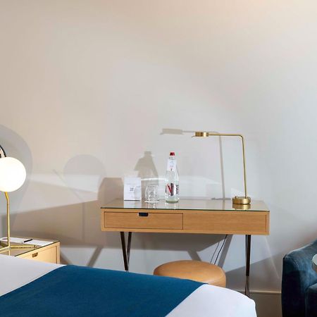 Hotel Le Marianne Париж Экстерьер фото