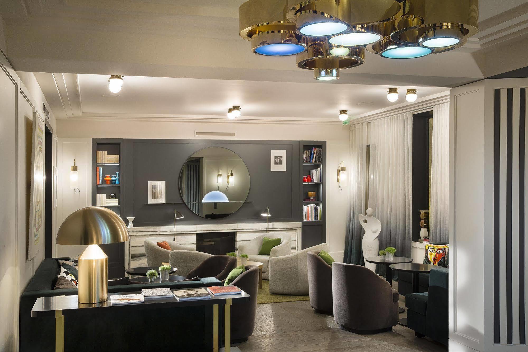 Hotel Le Marianne Париж Экстерьер фото
