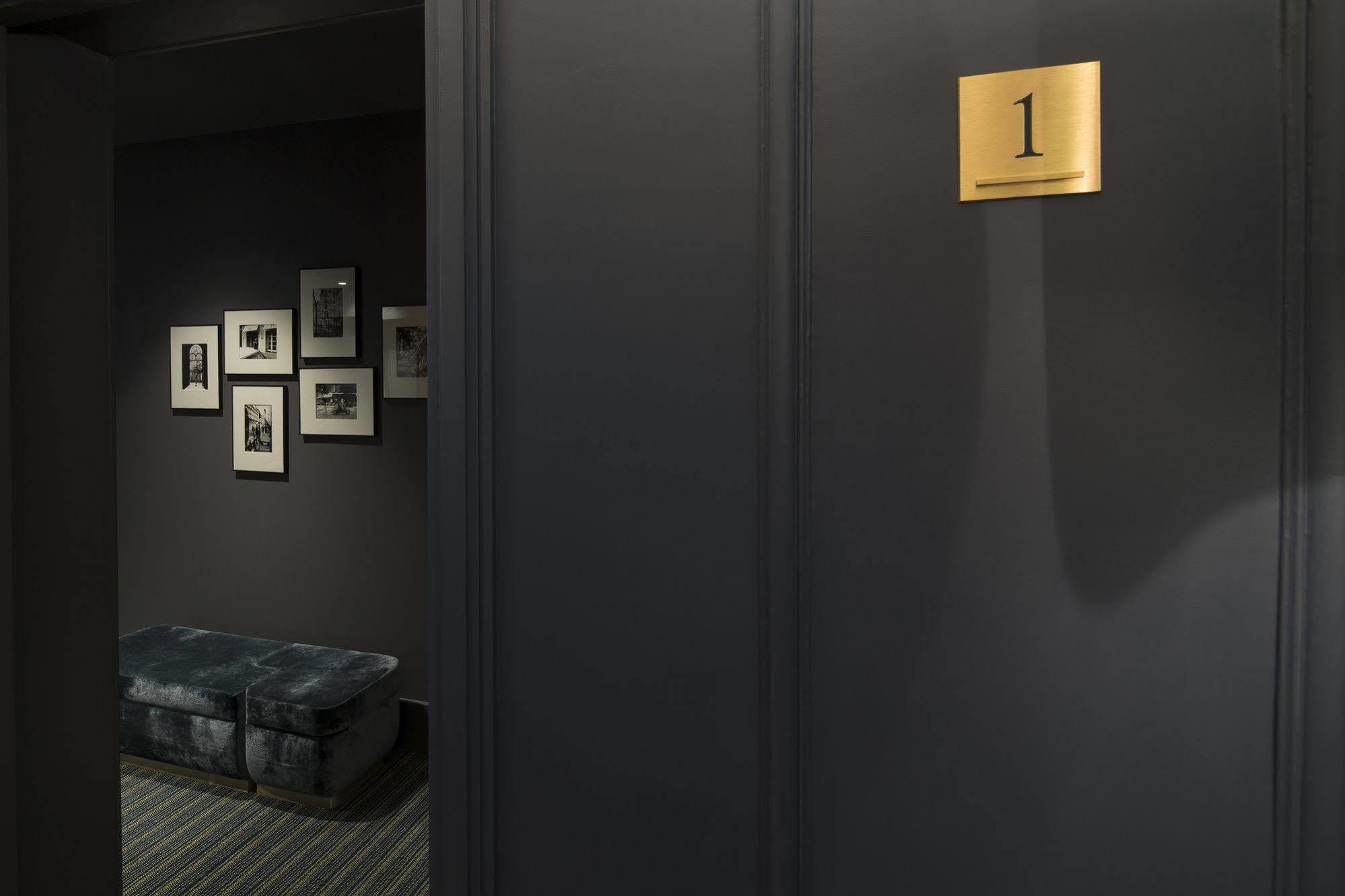 Hotel Le Marianne Париж Экстерьер фото